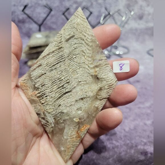 Garden Quartz Rhombas with Stand - Picture 13 of 13